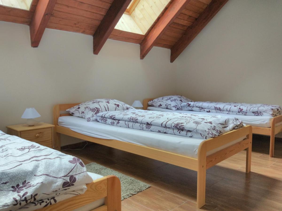 Cottage Refresh Banska Stiavnica Exterior photo
